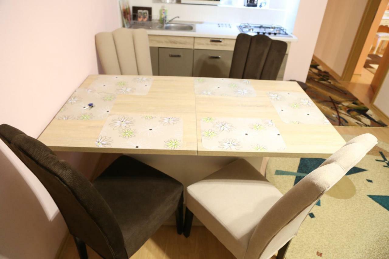 Luxury Brasov公寓 外观 照片