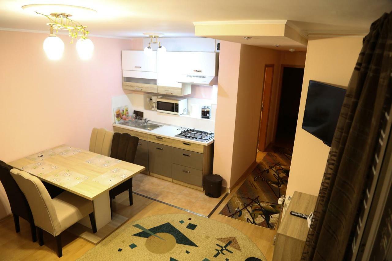 Luxury Brasov公寓 外观 照片